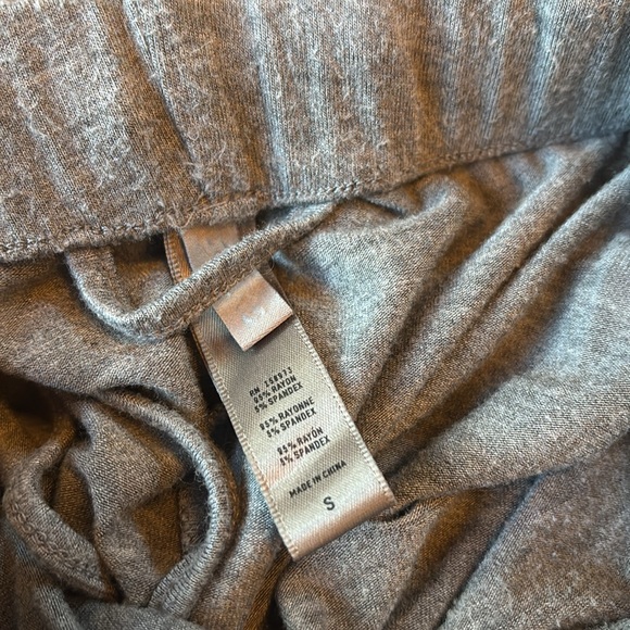 SKIMS soft lounge robe and pants in heather grey size S - Picture 3 of 3